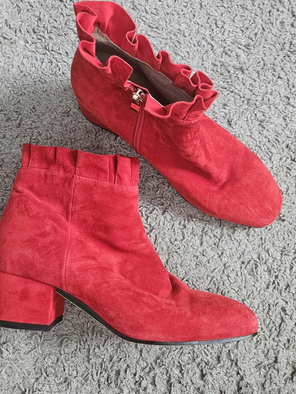 Silent D Antga Red Ruffle Suede Ankle Boots Size 37/6.5 - Picture 2 of 8